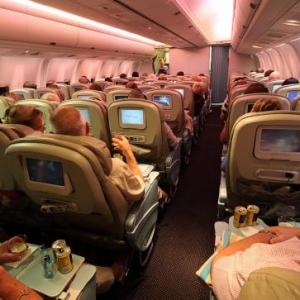 在飛機(jī)上為什么旅客是不可以隨便換座位的