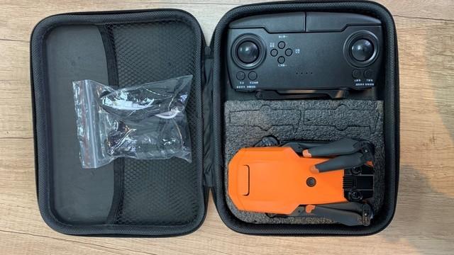 居然還送了VR頭顯 我在拼多多上花150買了臺無人機(jī)-4473