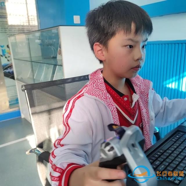 航空科普教育 - 飛行模擬器訓(xùn)練中心-996