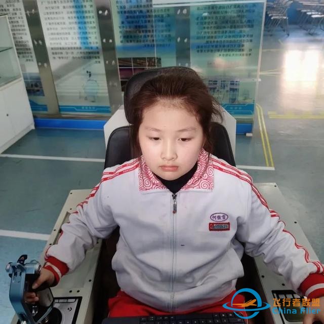 航空科普教育 - 飛行模擬器訓(xùn)練中心-4004