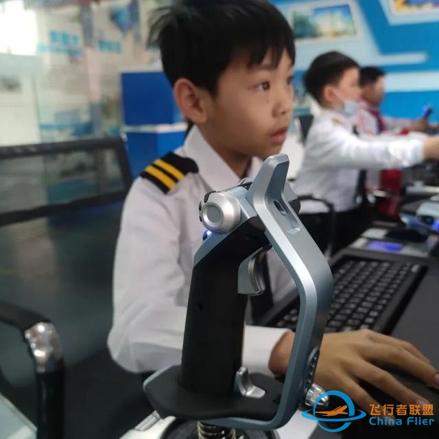 航空科普教育 - 飛行模擬器訓(xùn)練中心-7199