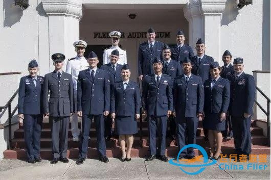何曉驍 |“XR”與人工智能在美軍“飛行員未來(lái)訓(xùn)練”計(jì)劃中的作用-2421