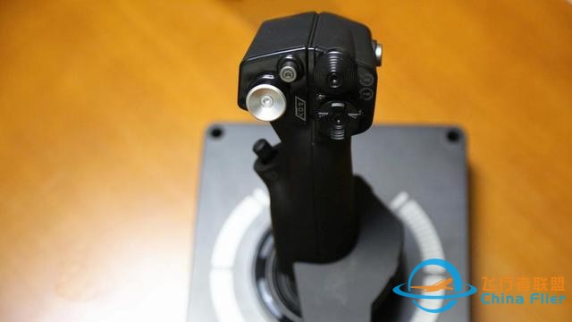 反饋?zhàn)钫鎸?shí)的飛行搖桿 羅技HOTAS系列飛行模擬控制器評(píng)測(cè)-2207
