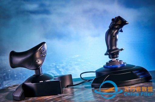 圖馬思特發(fā)布旗下首款PLAYSTATION 4 系統(tǒng)官方搖桿-1604