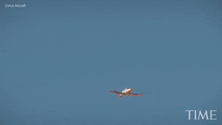 當飛行安全遇到航空工業(yè)造：兩架美國飛機相撞后……-9878