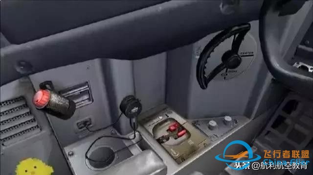 B737飛機(jī)駕駛艙說明書（精華）-5976