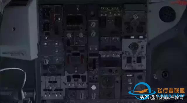 B737飛機(jī)駕駛艙說明書（精華）-2352