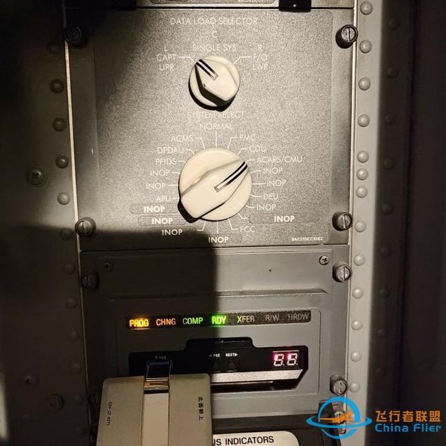 波音737飛機(jī)維修之ACARS MU更換-492
