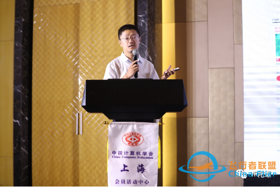 VR線下娛樂(lè)品牌沉浸世界獲1000萬(wàn)元融資-6783