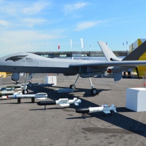 無人機or巡飛彈？未來軍隊發(fā)展無人航空器的思路有三種