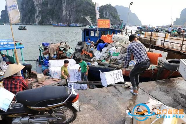 剛從越南回來 這架直升機成為改革開放33年的標志-115