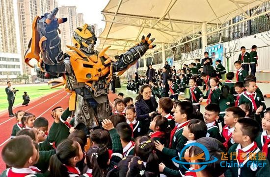 科技?jí)粝腼w上藍(lán)天 浐灞小小少年 逐夢向前-7443