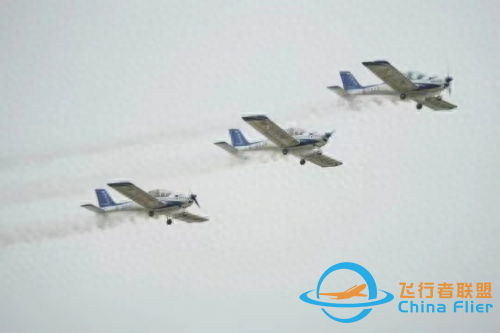 2023湖南（國(guó)際）通用航空產(chǎn)業(yè)博覽會(huì)正式開(kāi)幕-7674