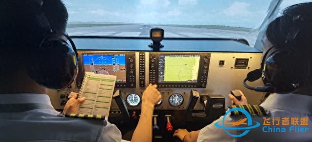 飛行模擬器——飛行員的航空助推器-9054