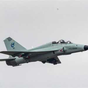 “梟龍”和殲7的融合體，F(xiàn)TC-2000G攻擊機