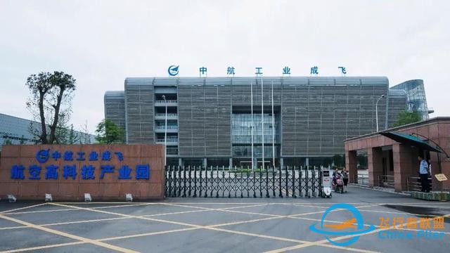 一架“無(wú)尾戰(zhàn)機(jī)”，使美方意識(shí)到，中國(guó)對(duì)六代機(jī)的理解已領(lǐng)先了！-157