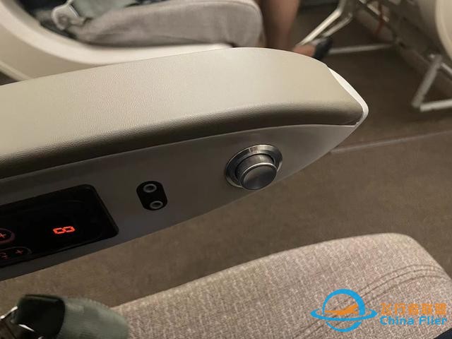 有沒坐過飛機的么？飛機小常識看完直接讓你成為飛機?？?3699