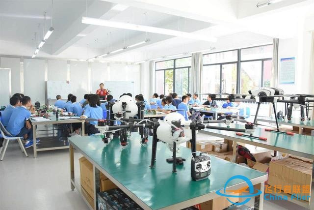 深度解讀：天府通航飛行技術(shù)系為啥這么牛？王牌專業(yè)考上你就賺了-2598