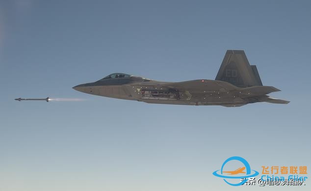 180公里外發(fā)現(xiàn)隱身機，解放軍模擬上海遭轟炸，釋放重要信號-506