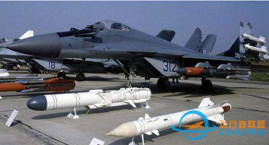 航電和動(dòng)力系統(tǒng)全面升級，獲得空軍認(rèn)可，性能堪比熱賣的蘇35-3855