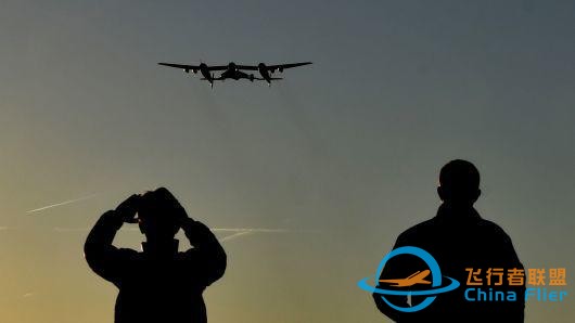 馬斯克落后了，維珍航空公司已實現(xiàn)太空觀光，一張票高達25萬美元-3365