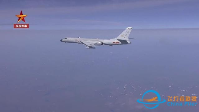超300架轟炸機(jī)，隨時(shí)能突擊北美，中俄一聯(lián)手，美軍好日子到頭了-3590