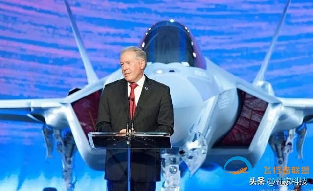 破防了！對中國六代機，美空軍部長終回應：被甩下太多，跟不上了-4514