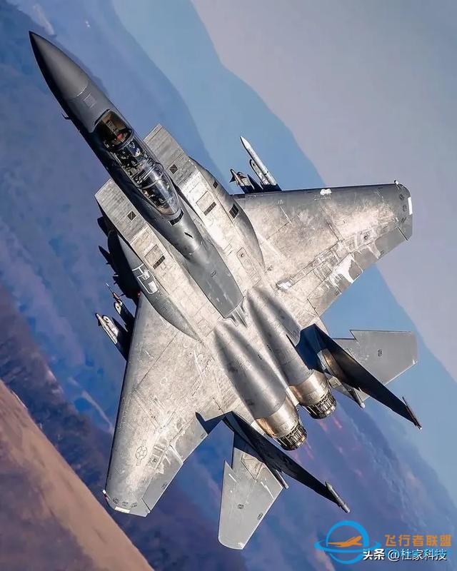 破防了！對中國六代機，美空軍部長終回應：被甩下太多，跟不上了-3302