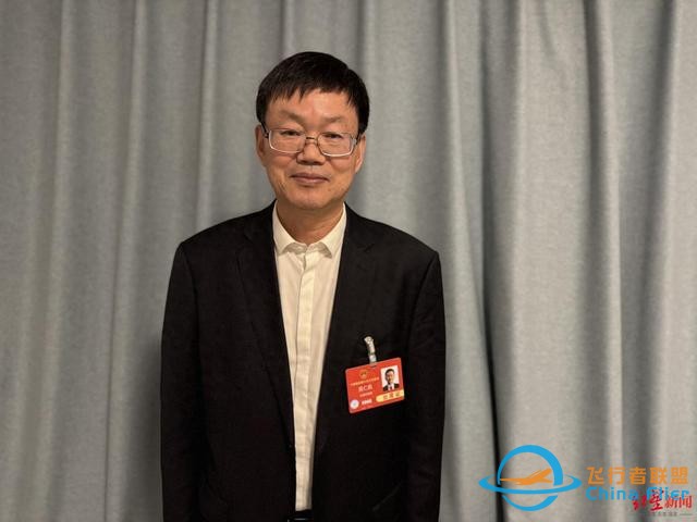 全國人大代表吳仁彪：發(fā)展低空經(jīng)濟，條件好的地方可先發(fā)展，不要各地一起交學(xué)費-1882